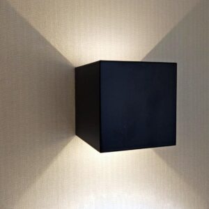 00013849 08585,19(3000K) Светильник Куб черный IP65 Led 6W
