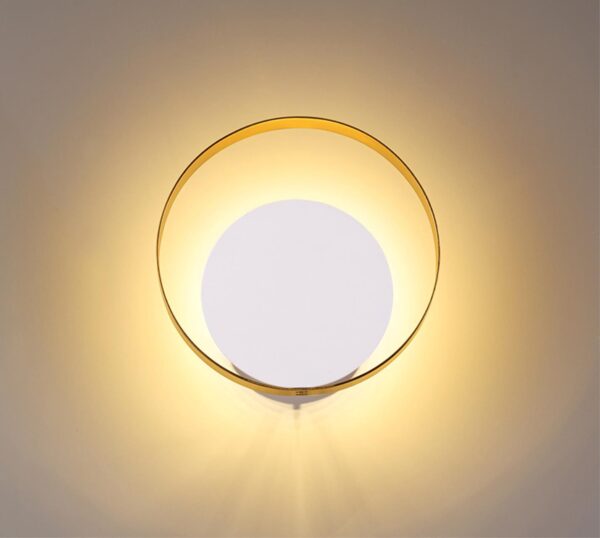 3899/7WW HIGHTECH ODL20 447 белый/металл Настенный светильник LED 3000K 7W 220V MONDY