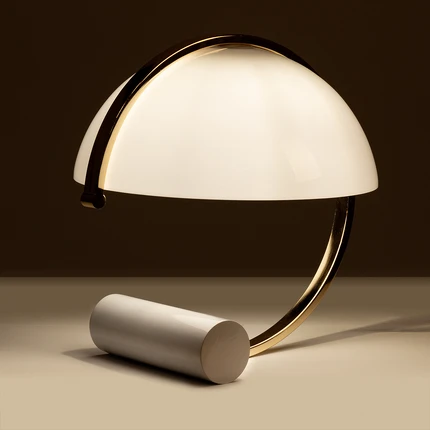 Декоративная настольная лампа Arte Lamp BRAVA A5056LT-1GO Декоративная настольная лампа Arte Lamp BRAVA A5056LT-1GO