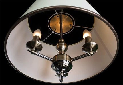 Подвесная люстра Arte Lamp ALICE A3579SP-3AB Подвесная люстра Arte Lamp ALICE A3579SP-3AB